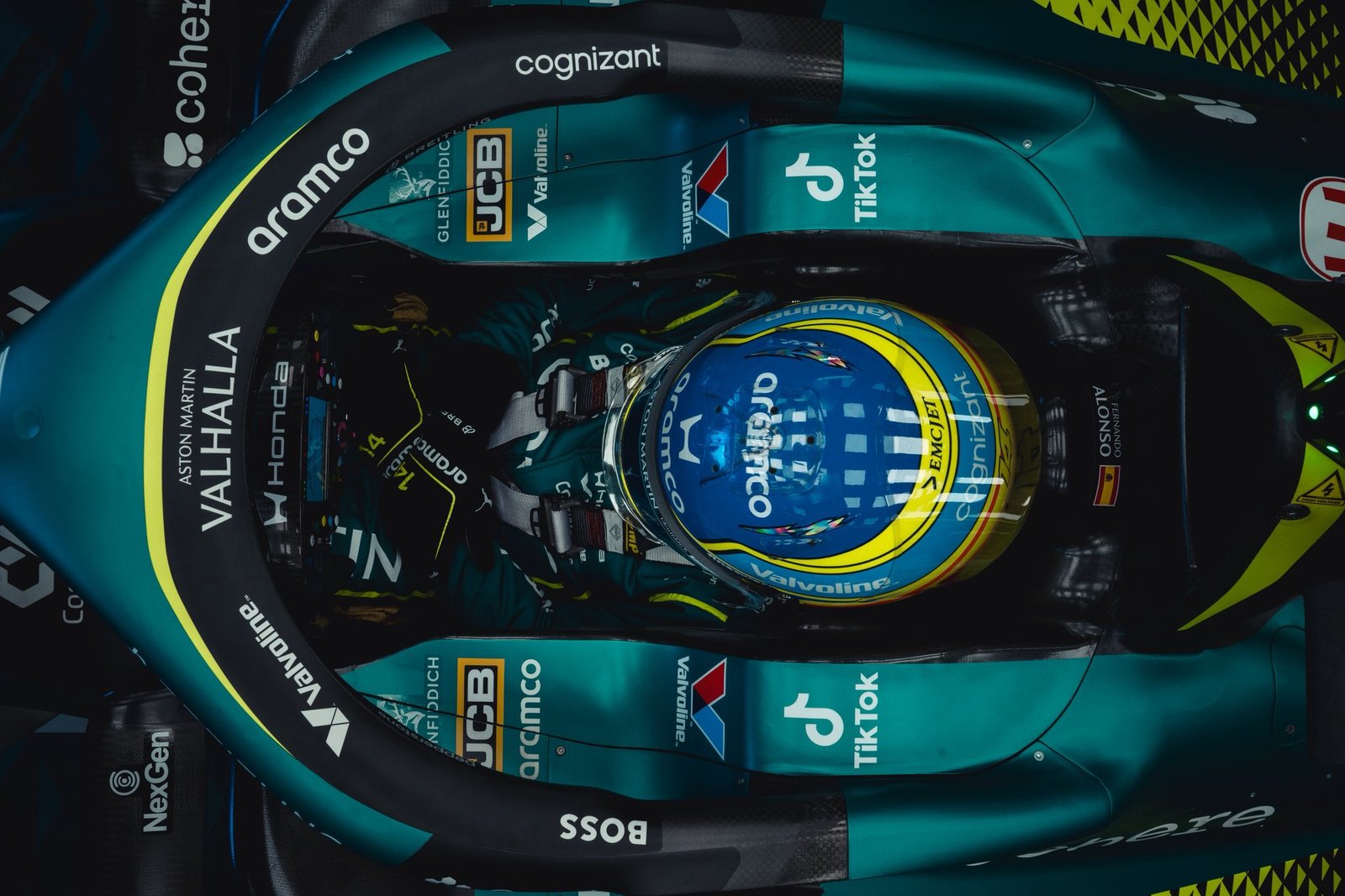 aston-martin-fernando-alonso