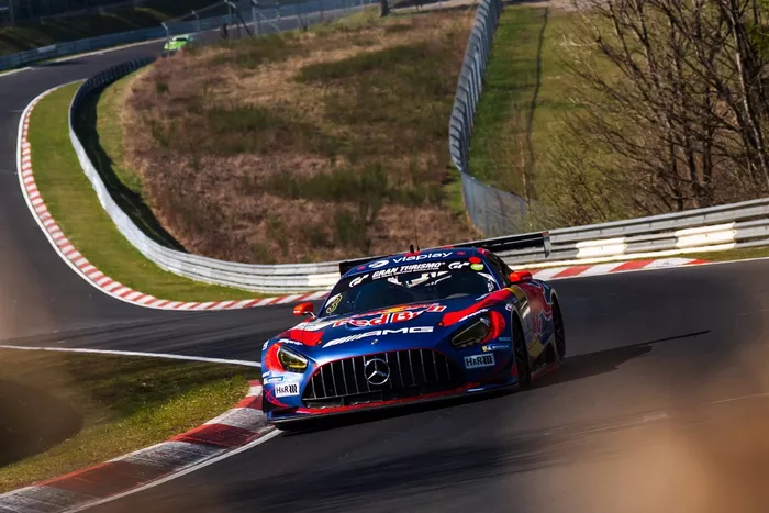 3-mercedes-amg-team-verstappen