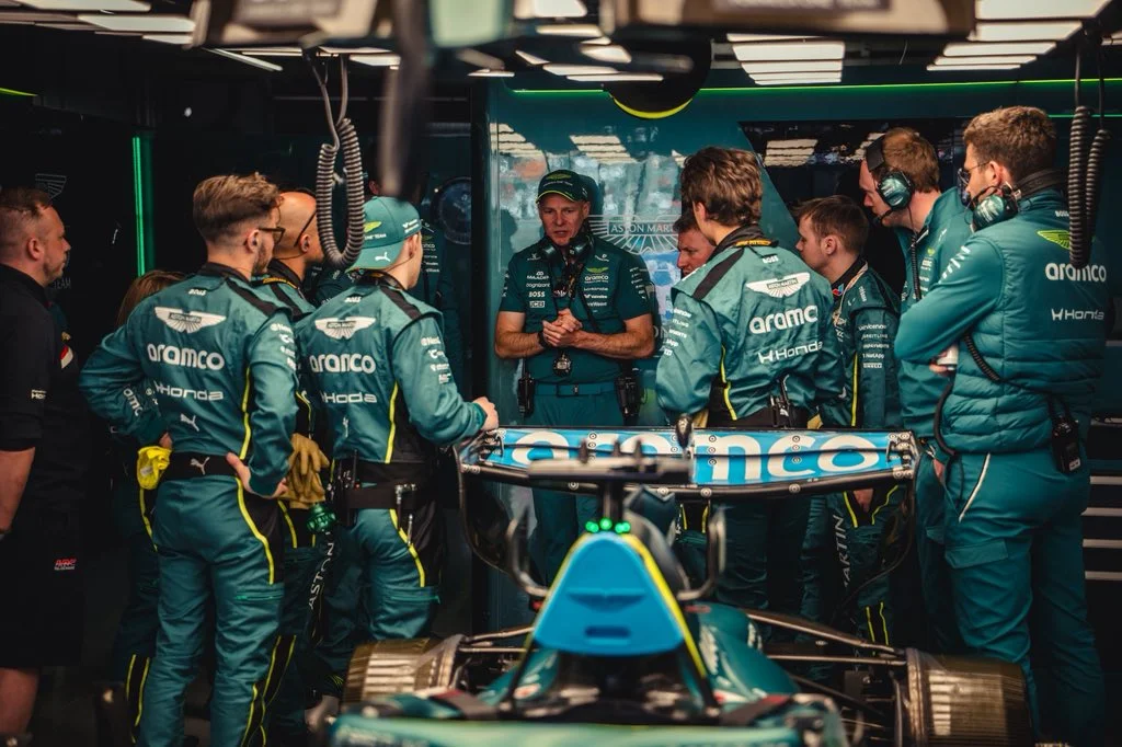 aston-martin-motor-honda