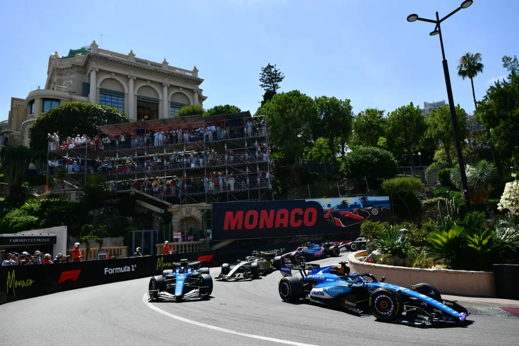 Williams puntuó con Albon en Mónaco