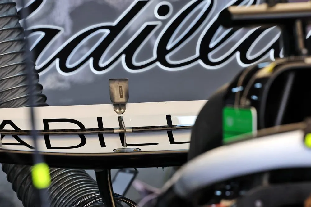 El alerón de Cadillac, bastante más simple