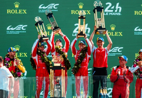 Toyota gana Le Mans